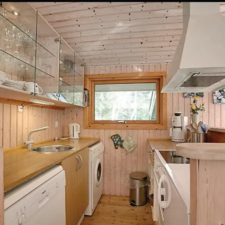 3 Bedroom Awesome Home In Nexo Neksø